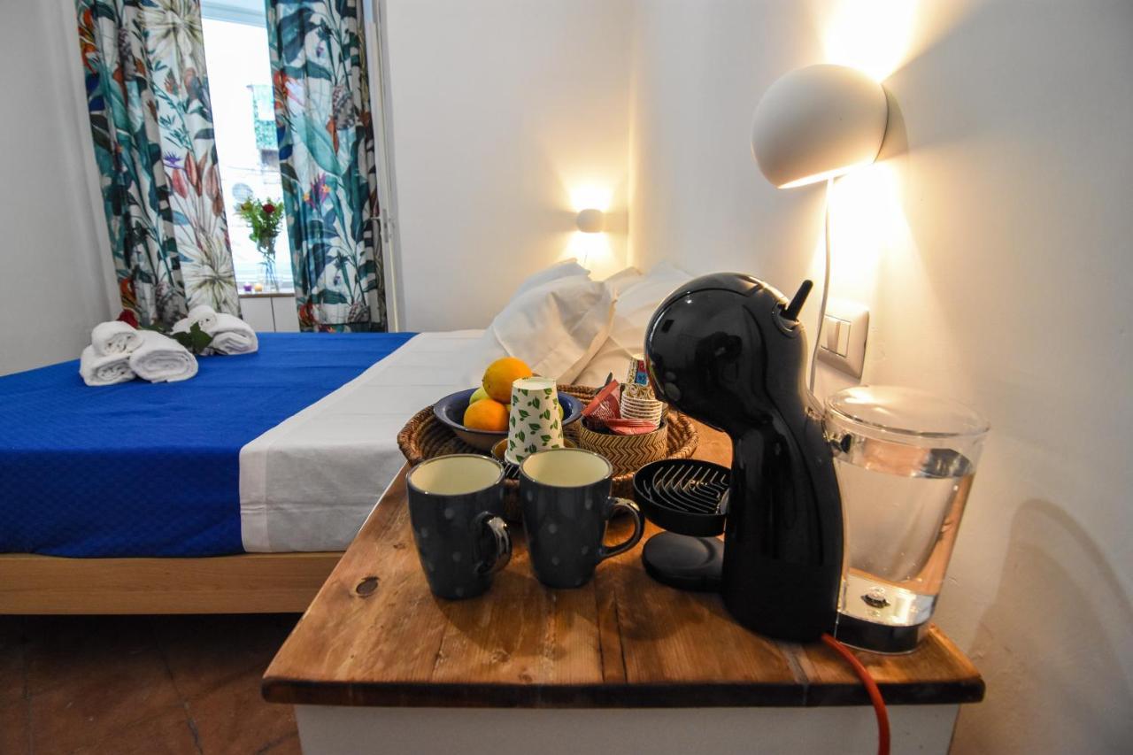 La Dimora Di Artemide B&B เนเปิลส์ ภายนอก รูปภาพ