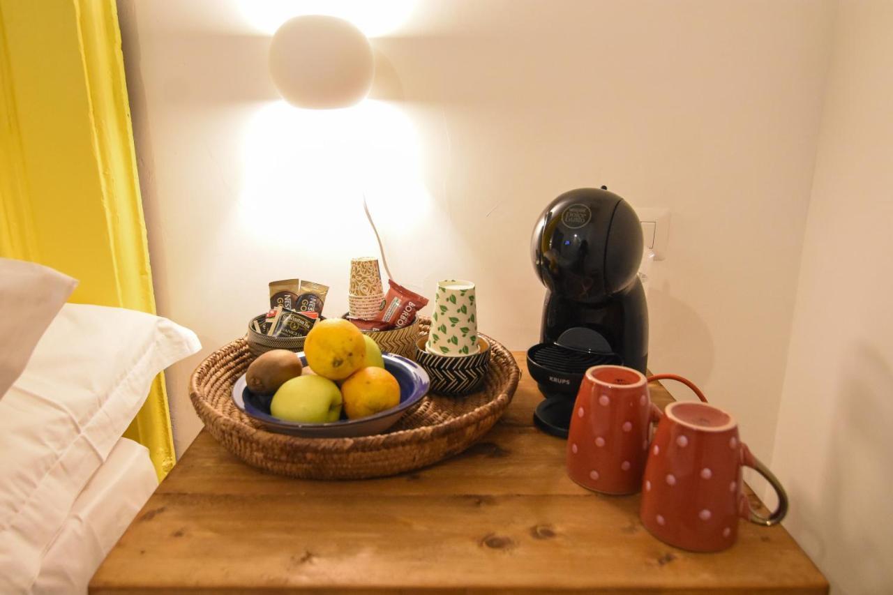 La Dimora Di Artemide B&B เนเปิลส์ ภายนอก รูปภาพ