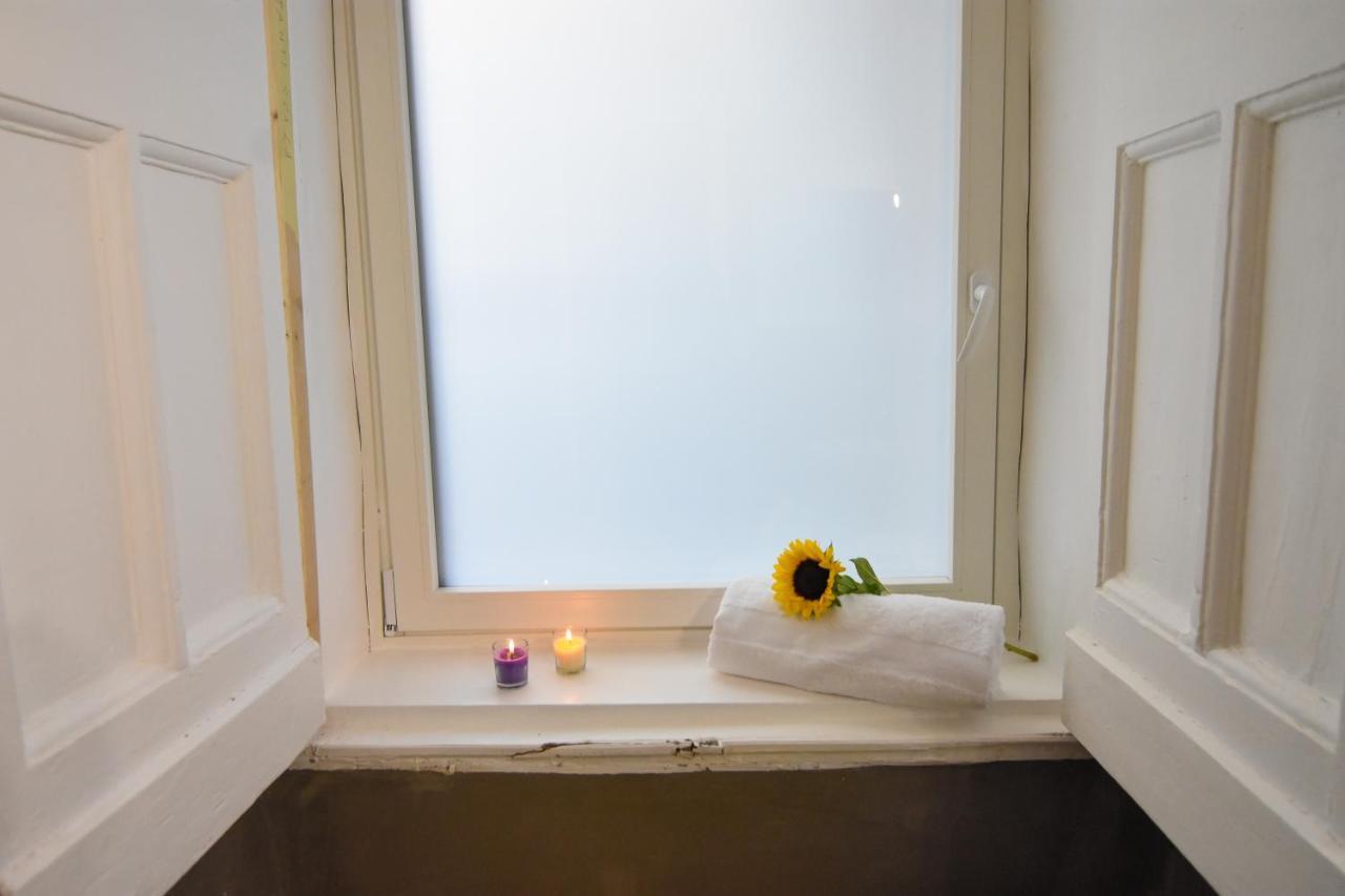 La Dimora Di Artemide B&B เนเปิลส์ ภายนอก รูปภาพ